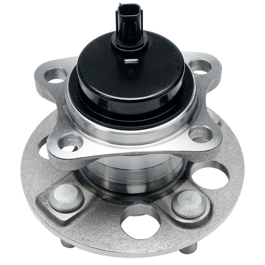 Rear Wheel Hub and Bearings - 512370 x2