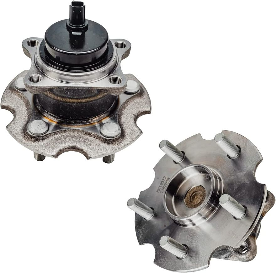 Rear Wheel Hub and Bearing - 512372 x2