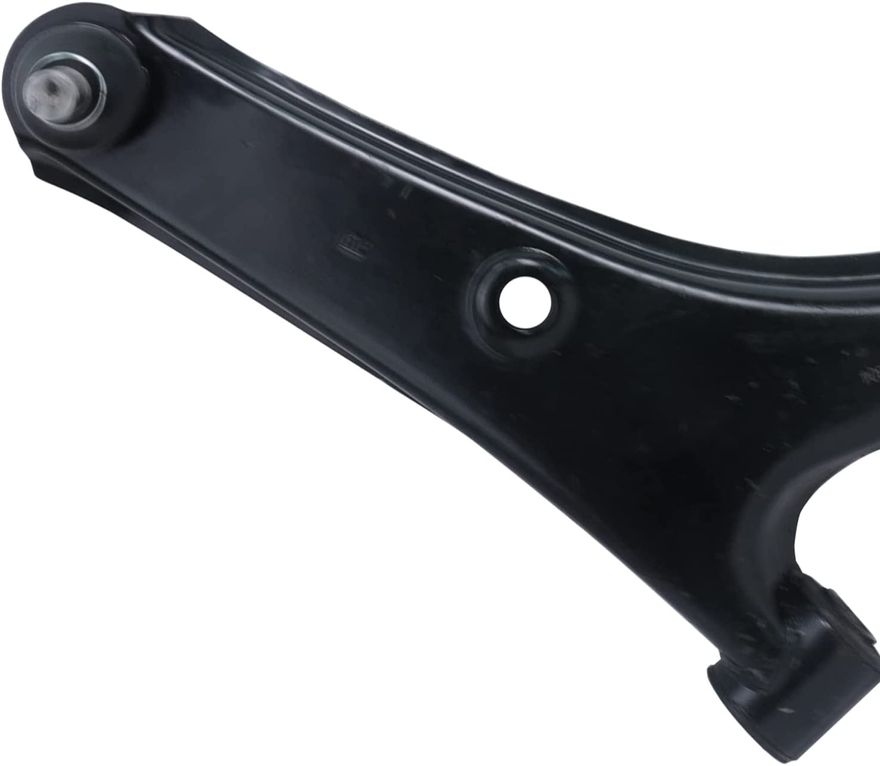 Front Right Lower Control Arm - K620304