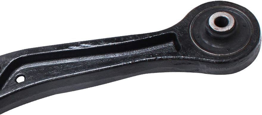 Front Right Lower Control Arm - K620325