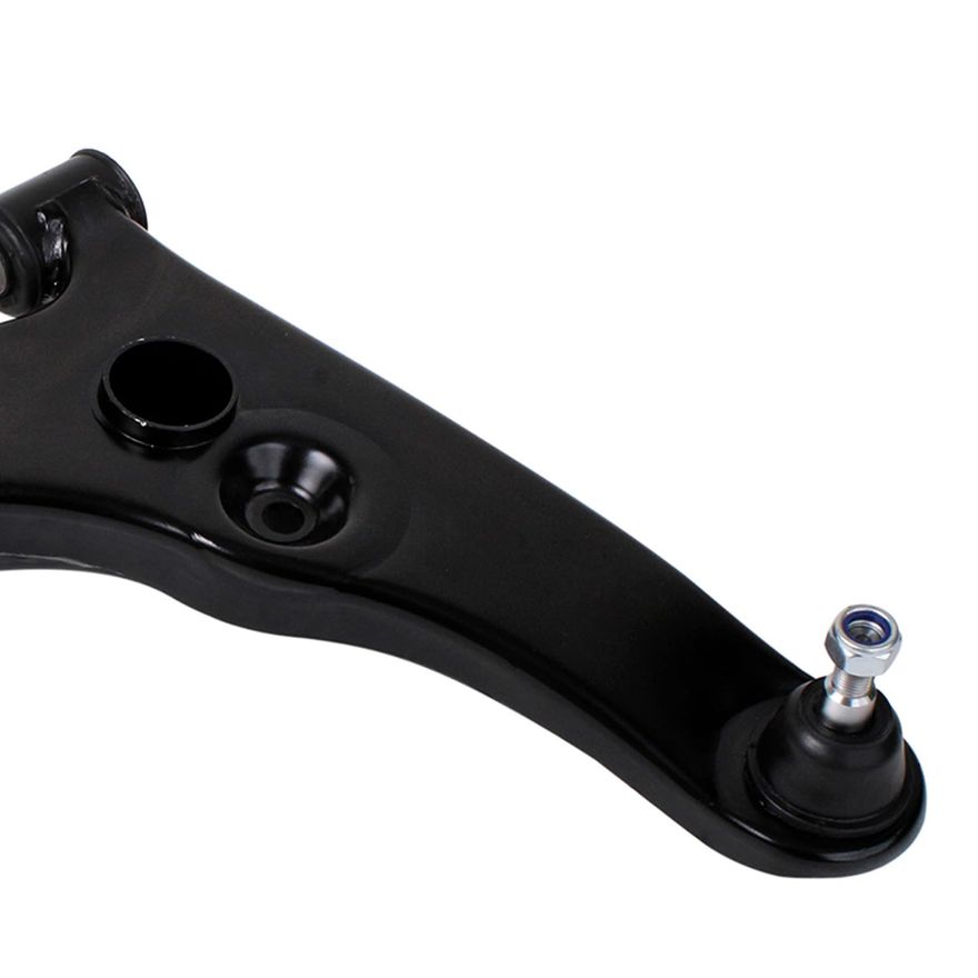 Front Right Lower Control Arm - K620545