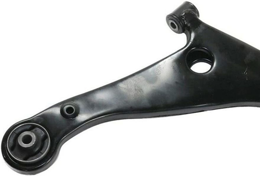 Front Right Lower Control Arm - K621004