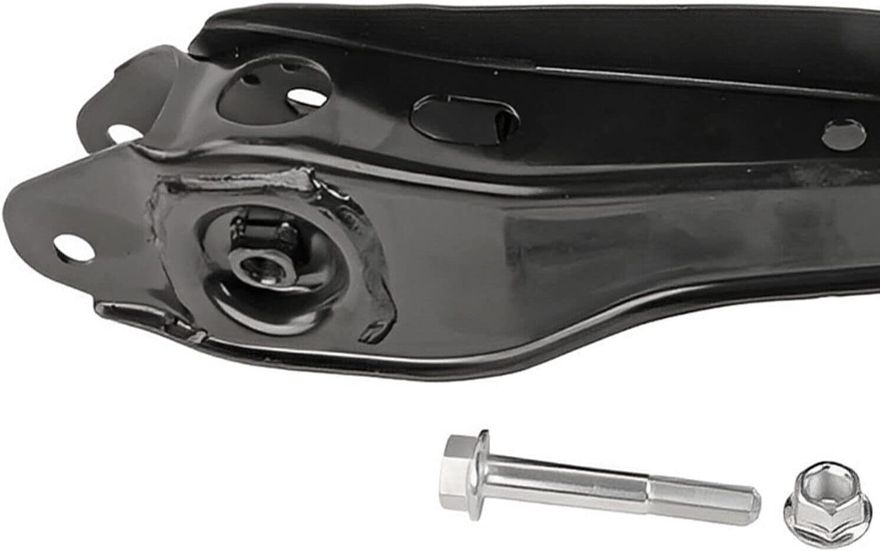 Rear Right Lower Control Arm - K643392