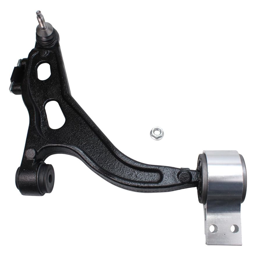 Front Lower Control Arm - MS40147 / MS40148