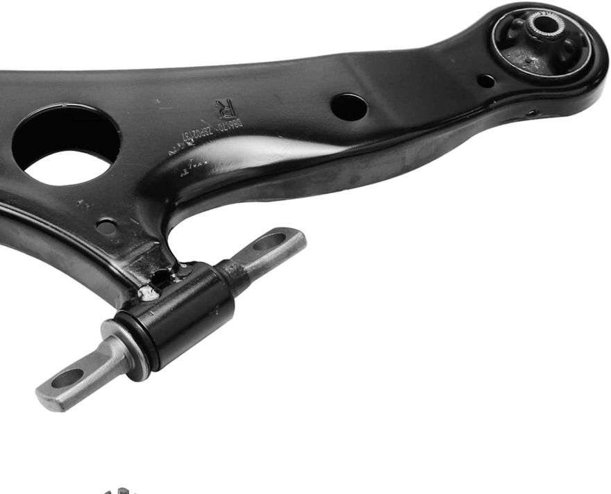 Front Right Lower Control Arm - MS86170