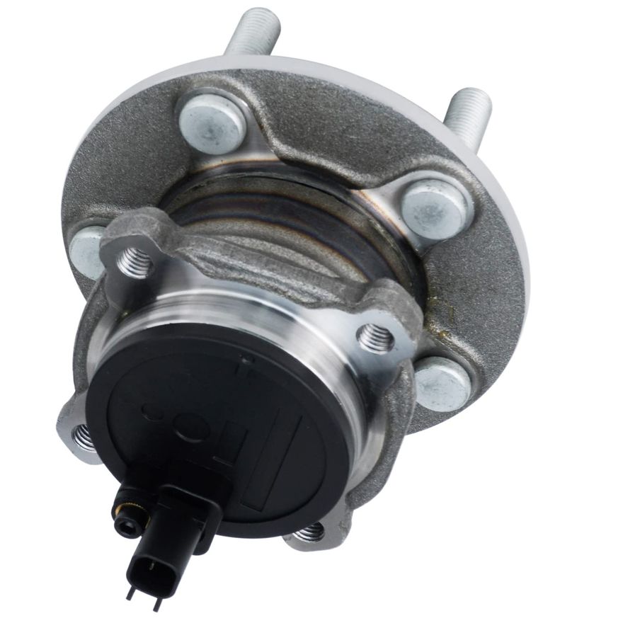 Rear Wheel Hub and Bearings - 512411 x2