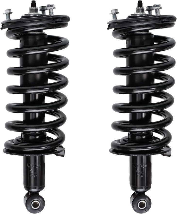 Front Strut w/Coil Spring - 471358 x2