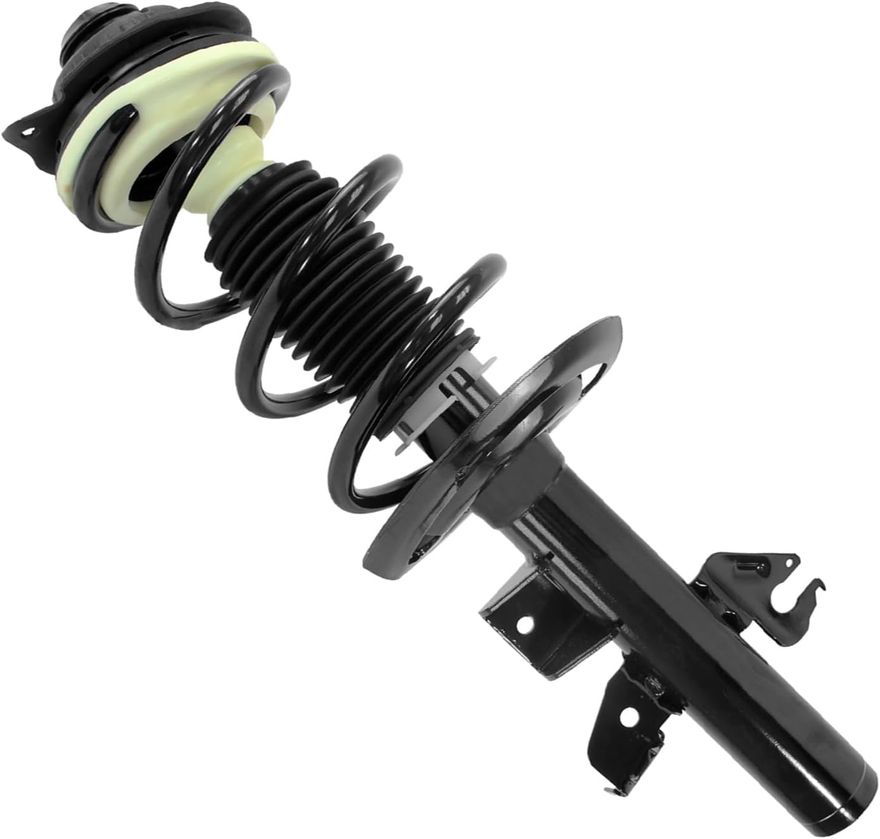 Front Right Strut w/Coil Spring - 13674