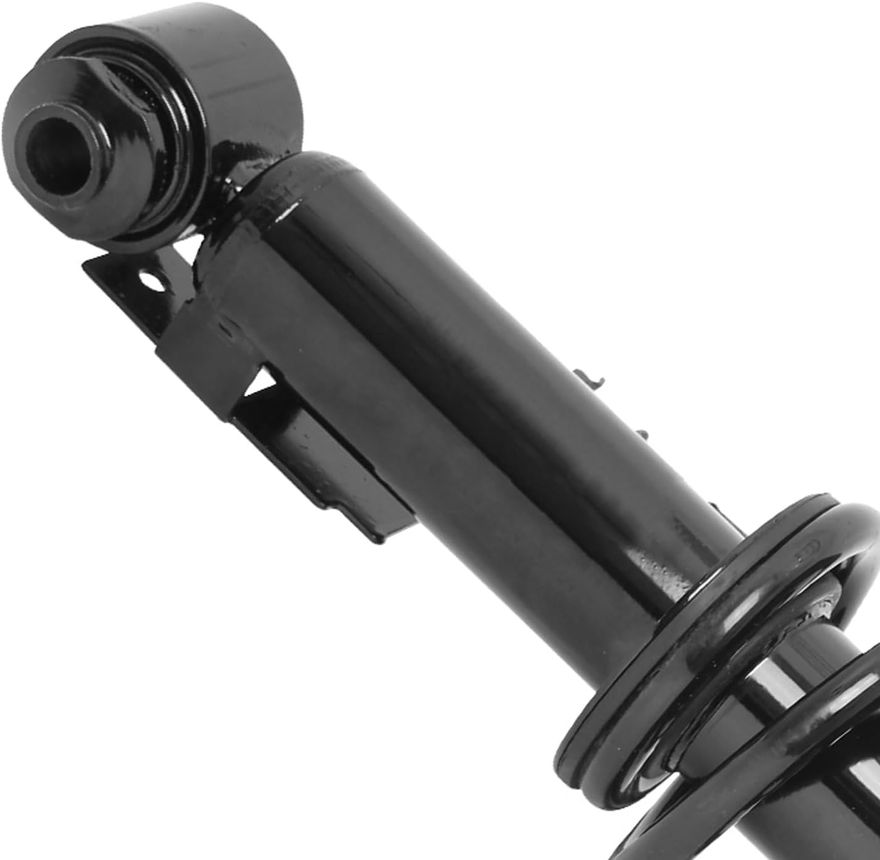 Rear Right Strut w/Coil Spring - 15092
