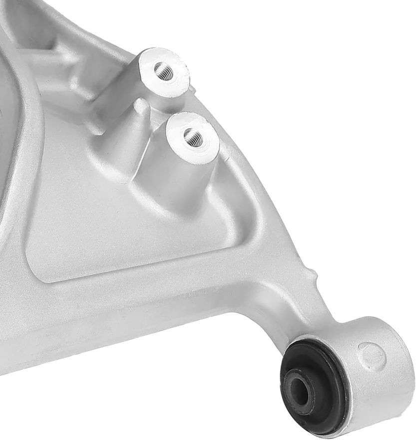 Rear Right Upper Control Arm - K621720