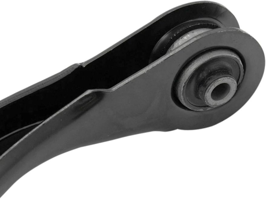 Front Right Upper Control Arm - K622661