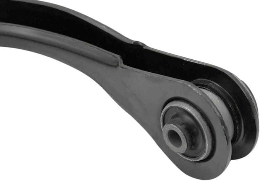 Front Left Upper Control Arm - K622662