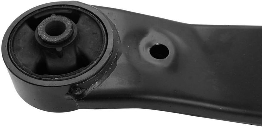 Front Right Lower Control Arm - K622768