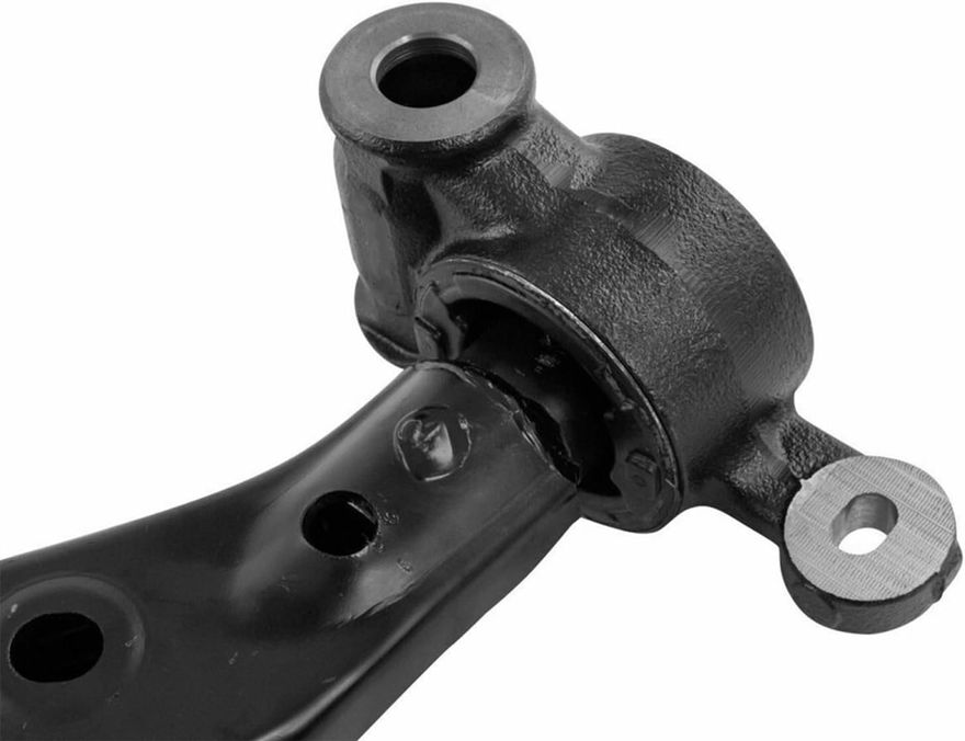 Front Right Lower Control Arm - K623509