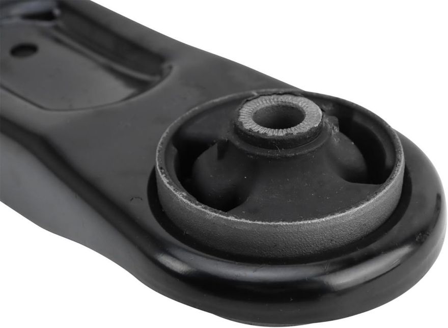 Front Left Lower Control Arm - K623741