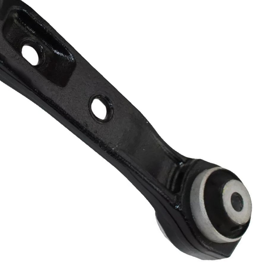 Front Right Lower Control Arm - K643505