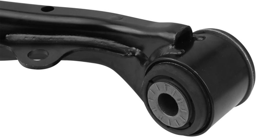 Front Right Lower Control Arm - MS501336