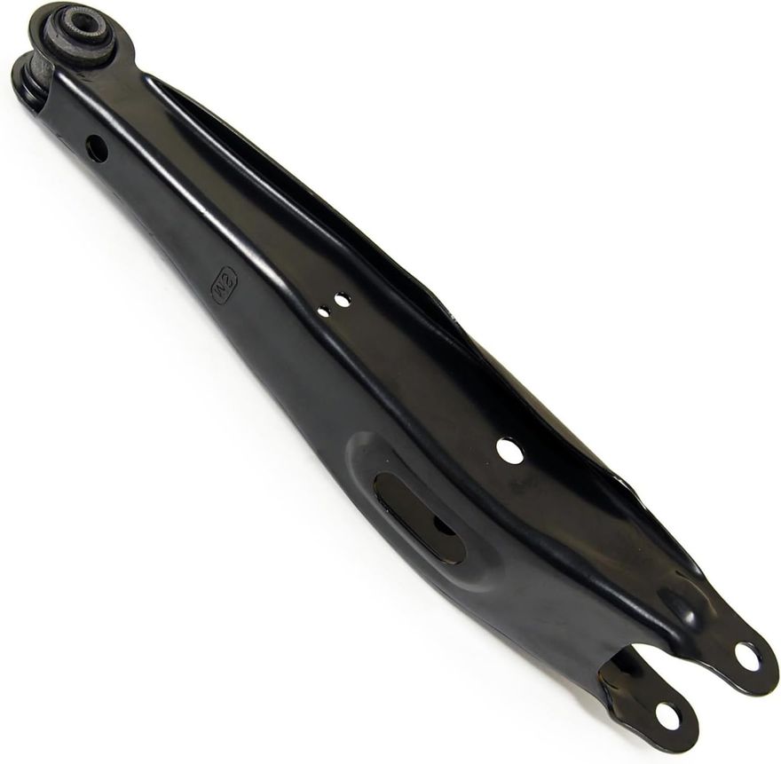 Front Right Lower Control Arm - MS861053